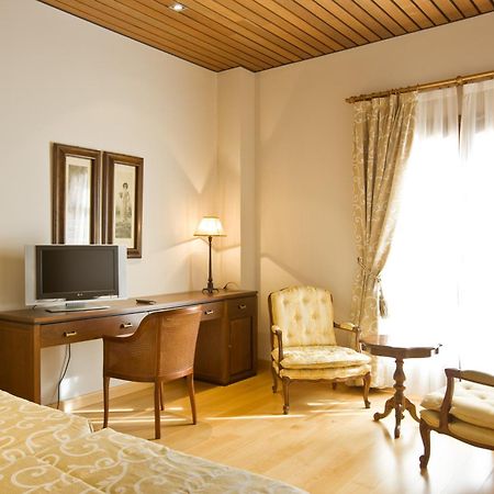 Bodegas Hacienda Albae Guest House Argamasilla De Alba Ngoại thất bức ảnh