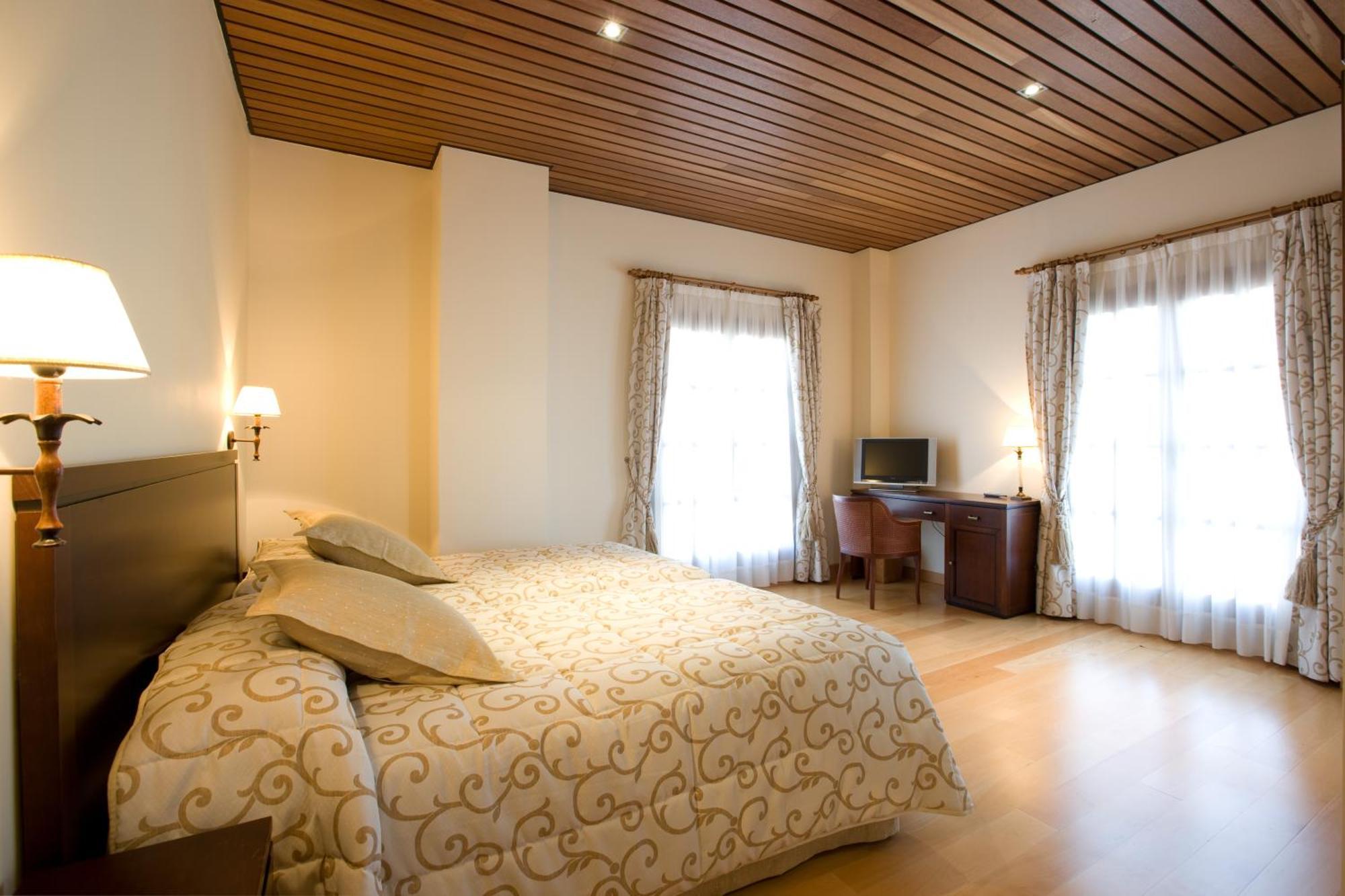 Bodegas Hacienda Albae Guest House Argamasilla De Alba Ngoại thất bức ảnh