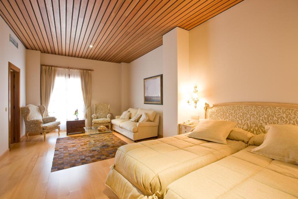 Bodegas Hacienda Albae Guest House Argamasilla De Alba Phòng bức ảnh