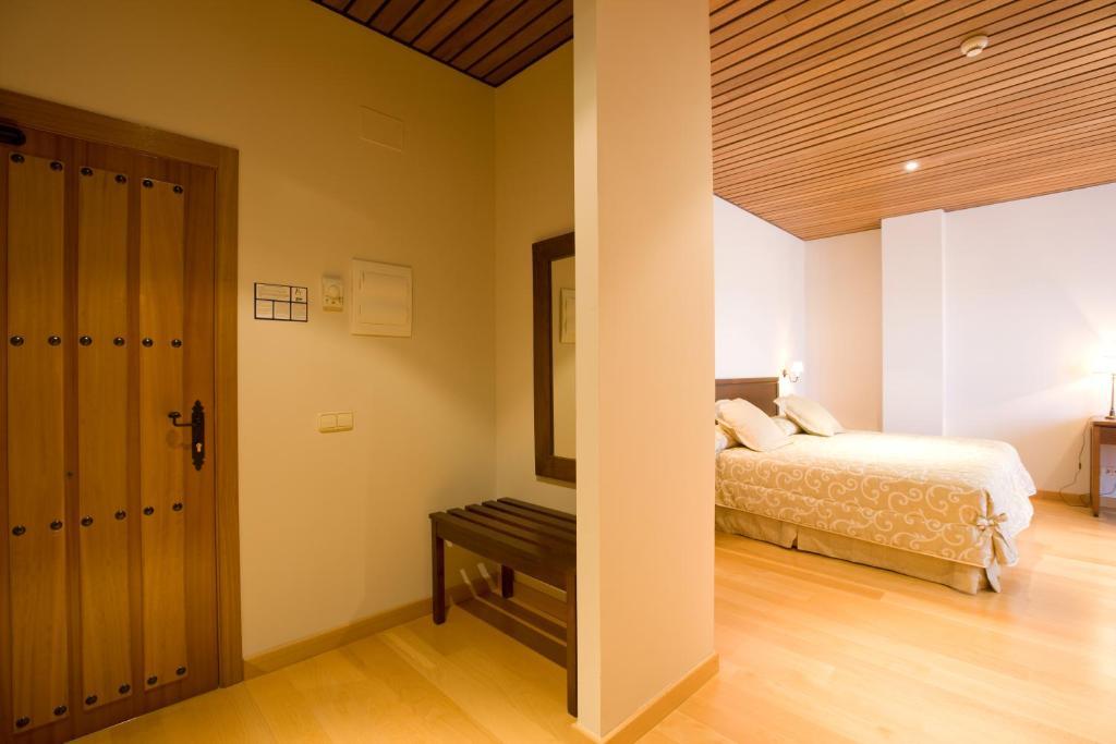 Bodegas Hacienda Albae Guest House Argamasilla De Alba Phòng bức ảnh