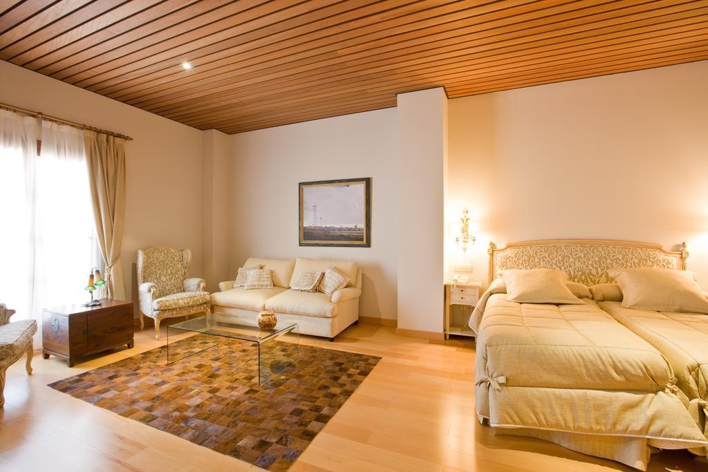 Bodegas Hacienda Albae Guest House Argamasilla De Alba Ngoại thất bức ảnh