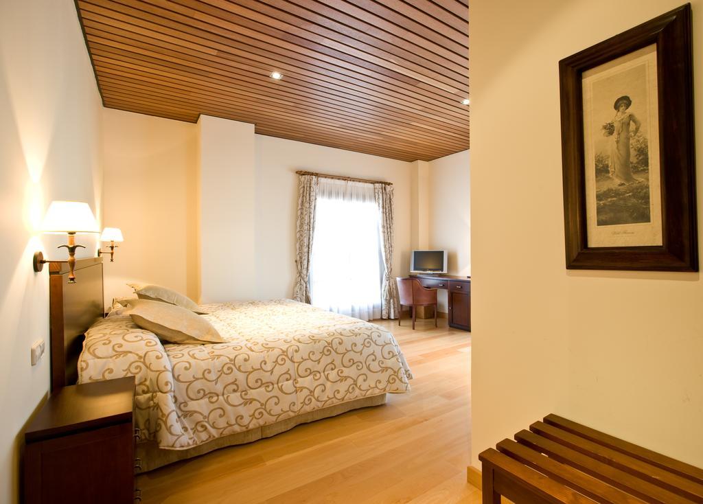 Bodegas Hacienda Albae Guest House Argamasilla De Alba Ngoại thất bức ảnh
